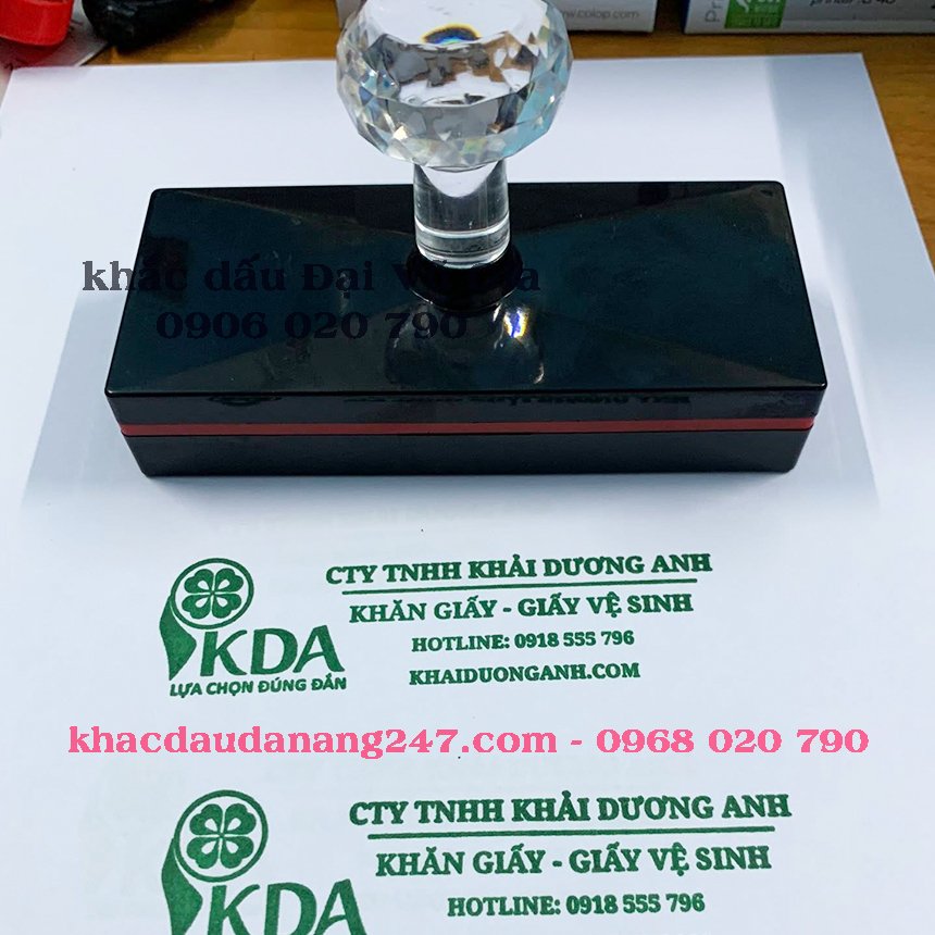 Khắc dấu logo cửa hàng tại Đà Nẵng